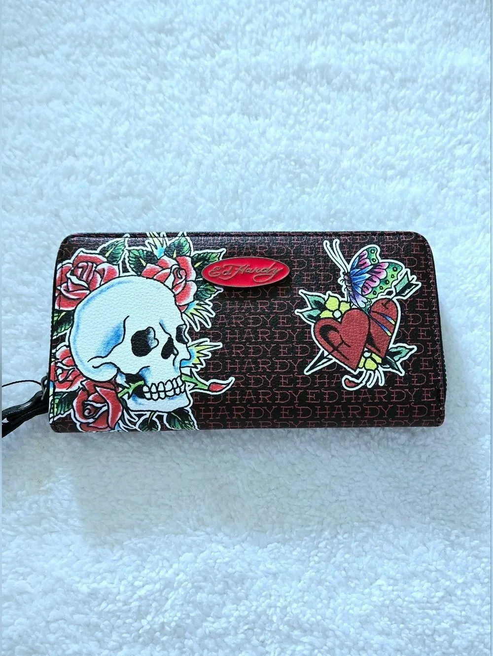 Ed Hardy Skulls💀, Roses🌹 and Hearts❤️ Wallet  - NWT